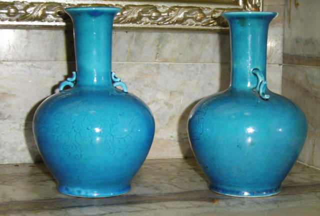 Foto de Vaso garrafa, séc. XVIII. Porcelana.